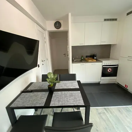 Apartment 1 Bedroom With Large Seaview Terrace *