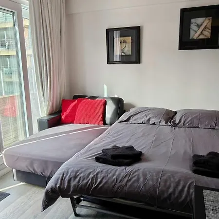 1 Bedroom With Large Seaview Terrace Apartament