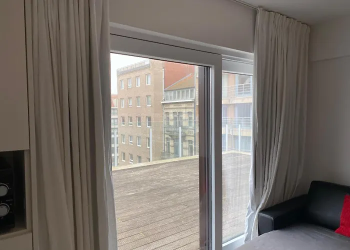 1 Bedroom With Large Seaview Terrace Apartment